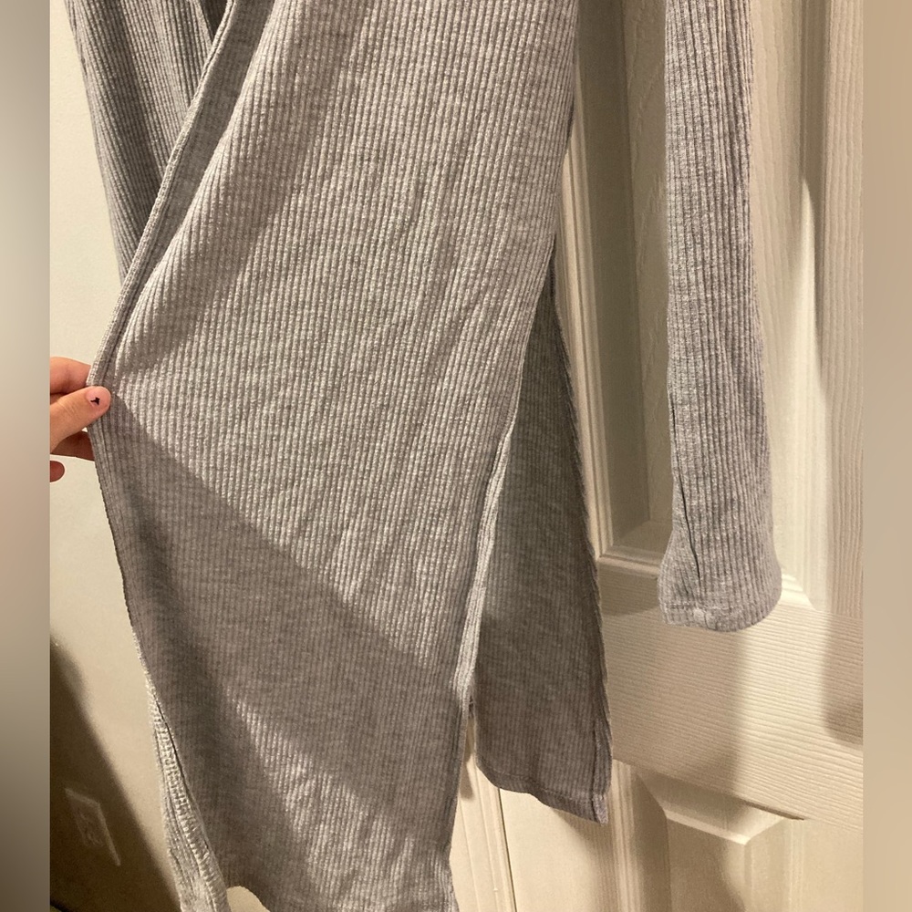 Cardigan - Picture 2 of 3